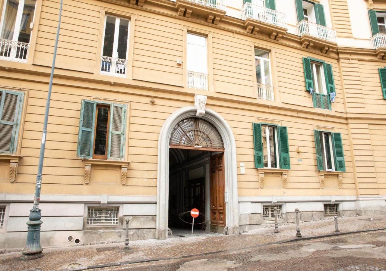 Amedeo Suite - Il Salotto Di Napoli ภายนอก รูปภาพ
