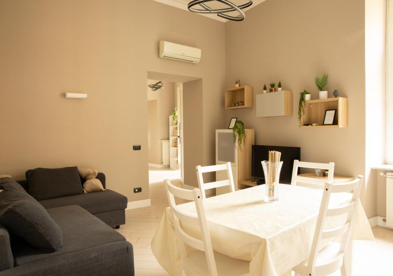 Amedeo Suite - Il Salotto Di Napoli ภายนอก รูปภาพ